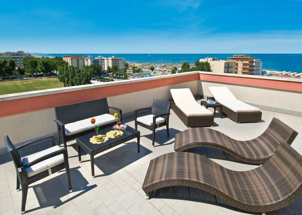 Hotel Riviera B&B 米萨诺阿德里亚蒂科 外观 照片